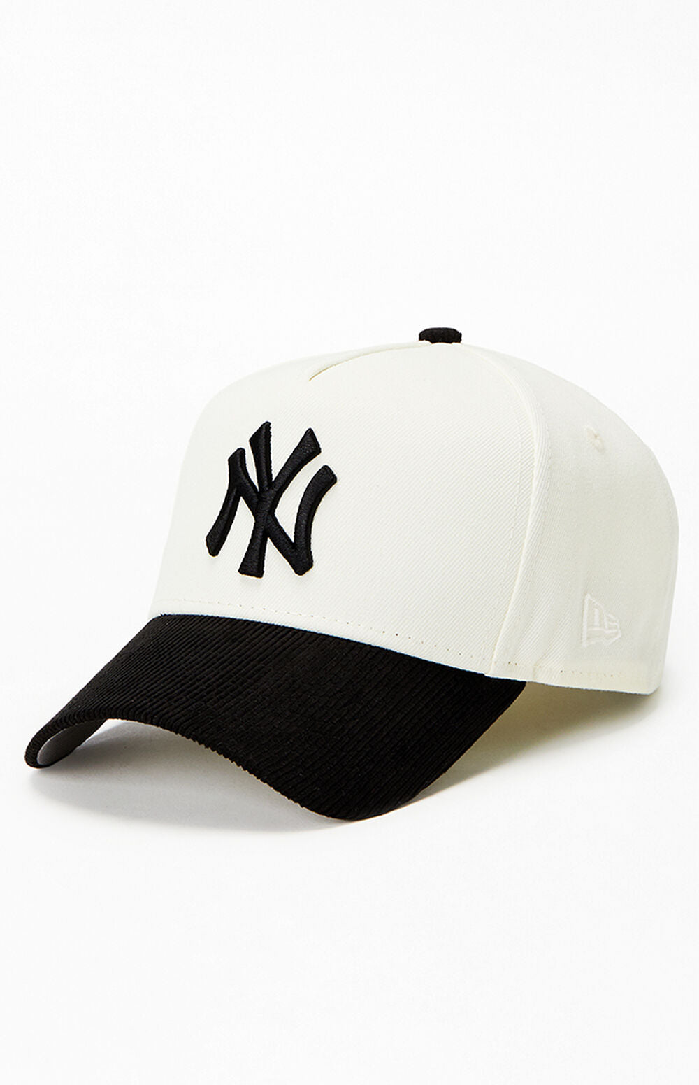 New York Yankees New Era 59FIFTY 1999 World Series Side Patch Hat – לבן ושחור