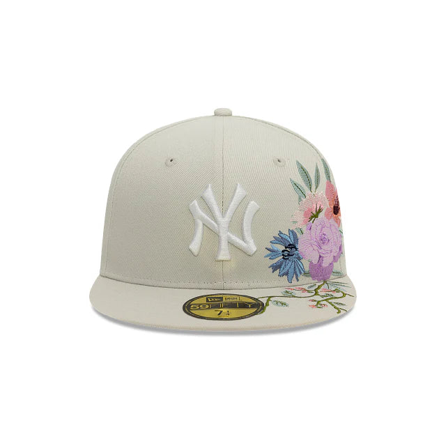 כובע 59FIFTY – Yankees | אסתטיקת פרחים בייז' (Fitted)