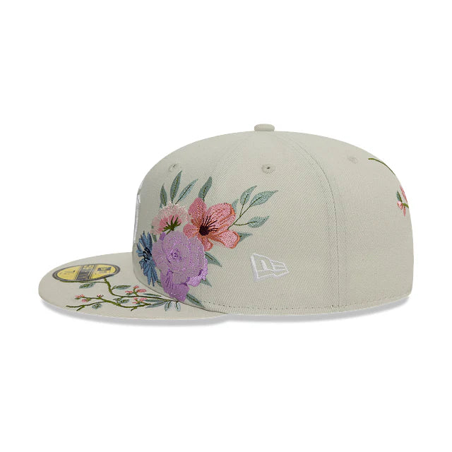 כובע 59FIFTY – Yankees | אסתטיקת פרחים בייז' (Fitted)