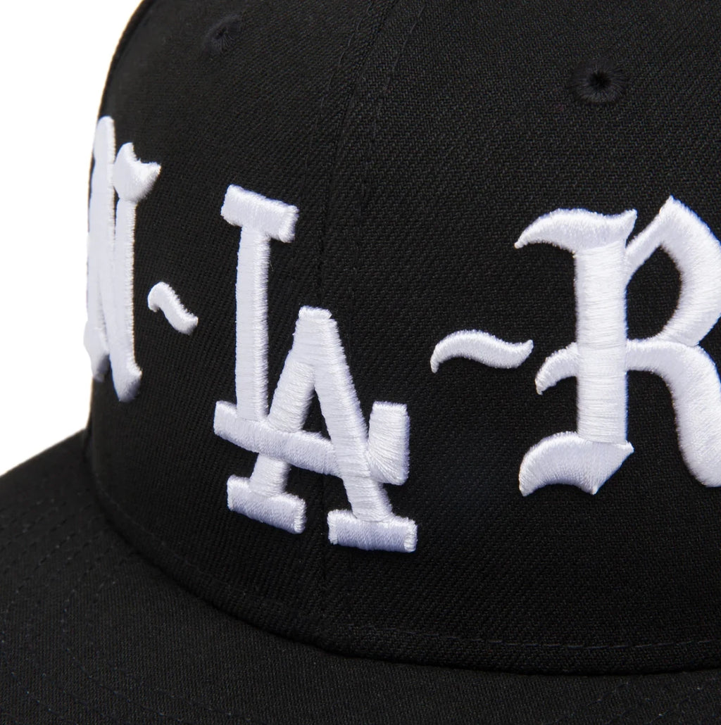 כובע 59FIFTY – BxR Heritage | שחור עם רקמה לבנה (Fitted)