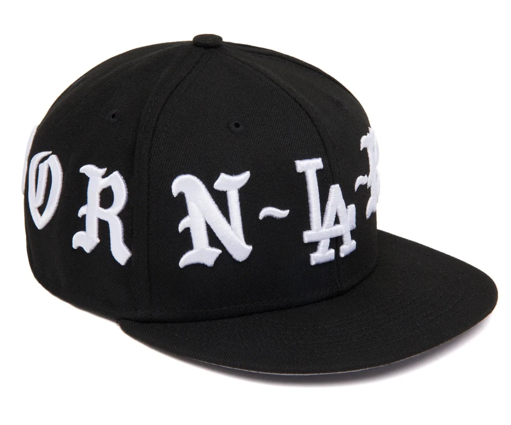כובע 59FIFTY – BxR Heritage | שחור עם רקמה לבנה (Fitted)