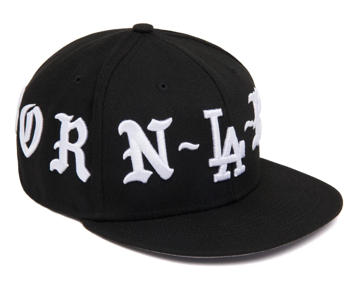 כובע 59FIFTY – BxR Heritage | שחור עם רקמה לבנה (Fitted)